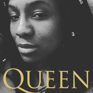 Meet your Posher, Sheena